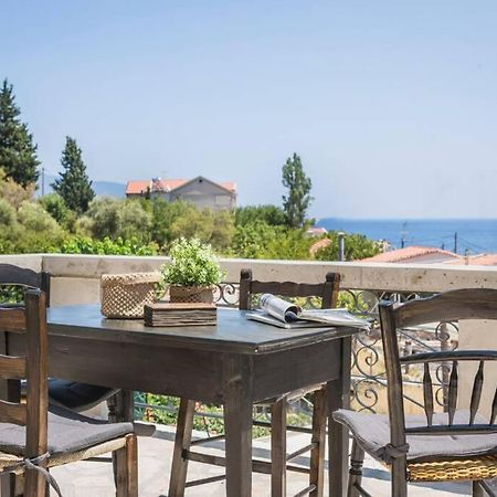 La Casa Di Zia Anna Agia Efimia Village Bagian luar foto