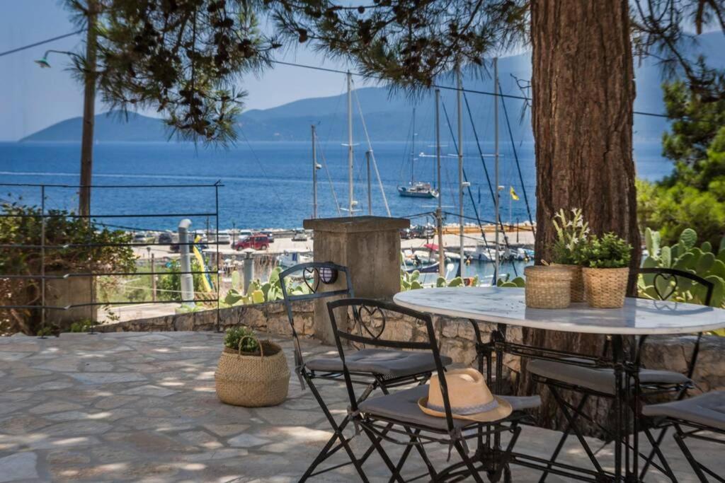 La Casa Di Zia Anna Agia Efimia Village Bagian luar foto